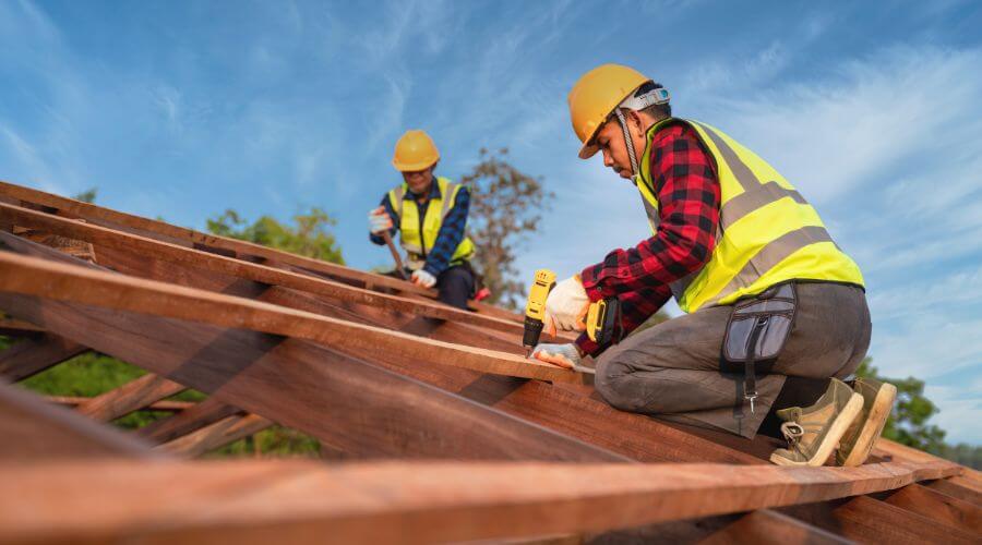 Professional Flat Roofing Installation services in Carleton, MI